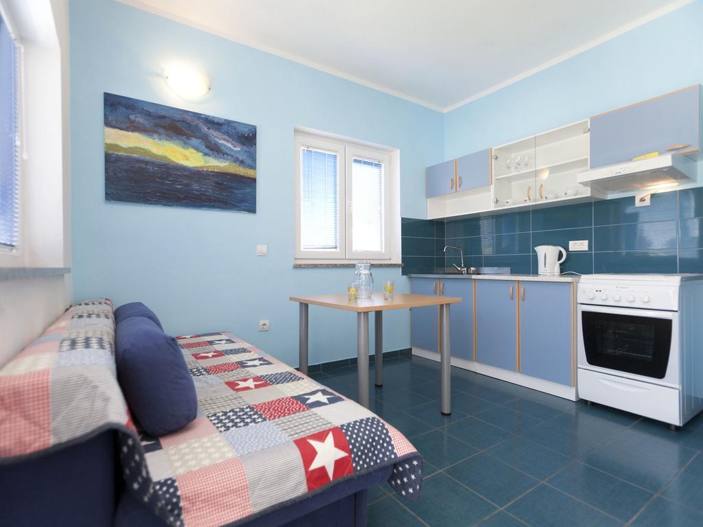 Apartments & Rooms Nikolic Fažana Екстериор снимка